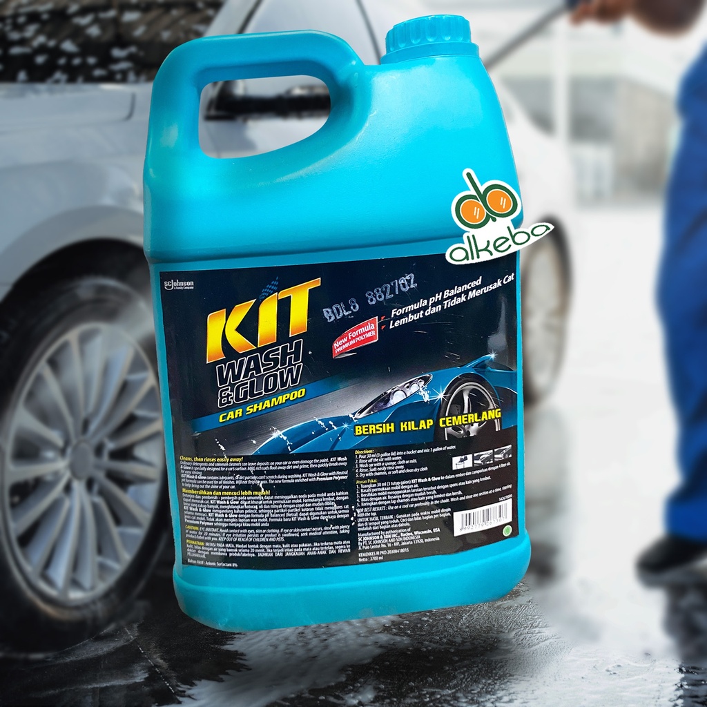 KIT SHAMPO MOBIL CAR WASH & GLOW 3,7 LITER